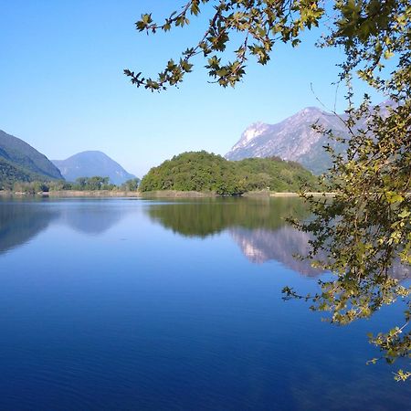 Villaggio Turistico Il Lago Dorato Carlazzo Exteriér fotografie