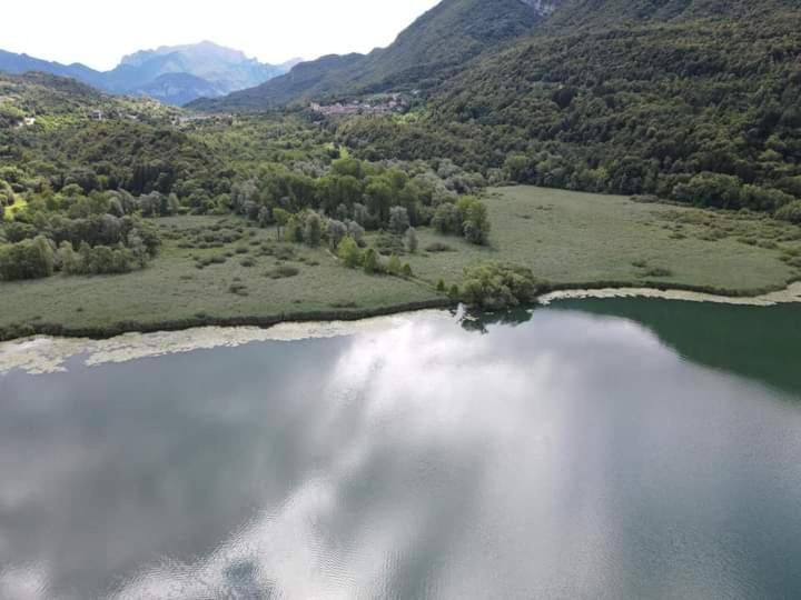 Villaggio Turistico Il Lago Dorato Carlazzo Exteriér fotografie