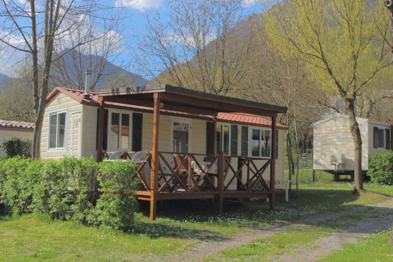 Villaggio Turistico Il Lago Dorato Carlazzo Exteriér fotografie